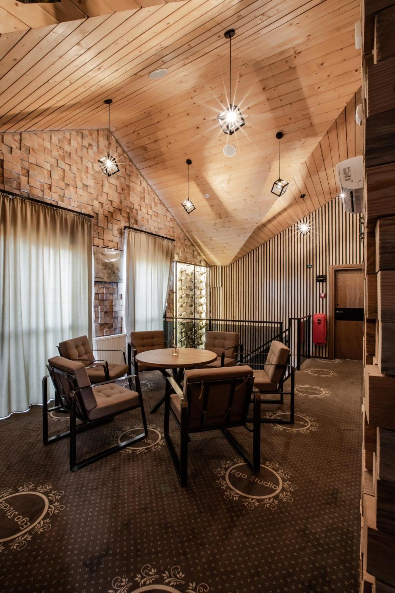 Ego Hotel Yablunytsya Exterior foto